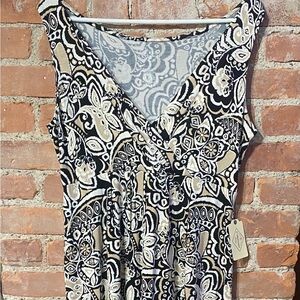 NWT ST John’s Bay Black and Cream Patterned Dress Knit, V Neck & Knit Material